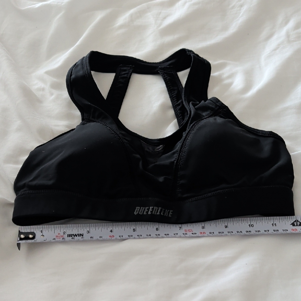 Queenline Black Sports Bra